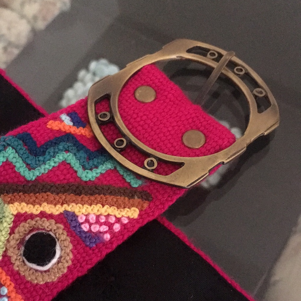 Handmade embroidered BELT - Picture 5 of 8